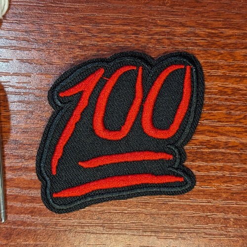 Patch 100 emoji - 100%, testo